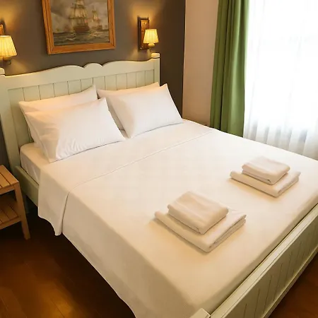 Quarto em Acomodações Particulares Defne Ayvalı