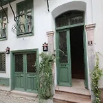 Defne * Ayvalı