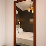 Defne Ayvalı